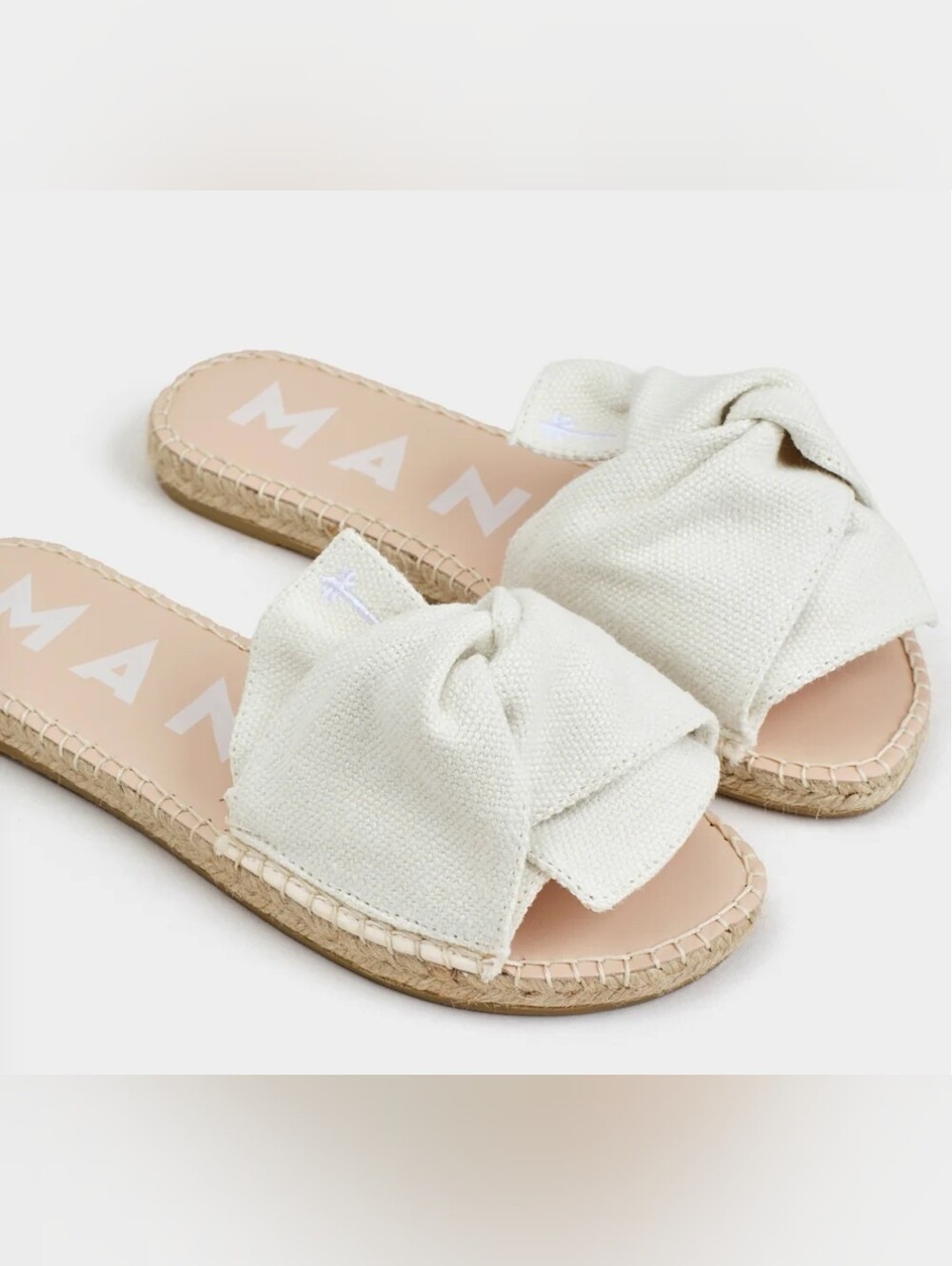 Manebi FIRE! NWOB! The Organic Hemp Sandals w/Knot in White. Sz 39. R2S!